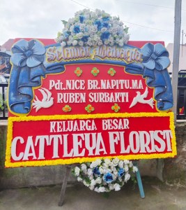 Papan Bunga Jakarta Mahkota Bunga Plastik